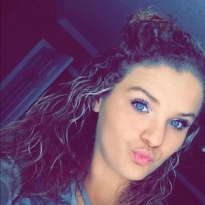 Meet your Posher, Kristen